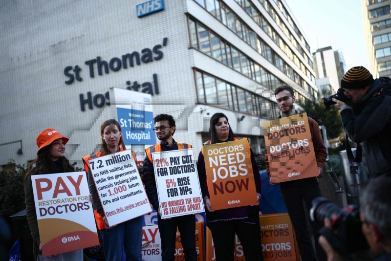 BRITAIN-POLITICS-HEALTH-LABOUR-STRIKE-DOCTORS
