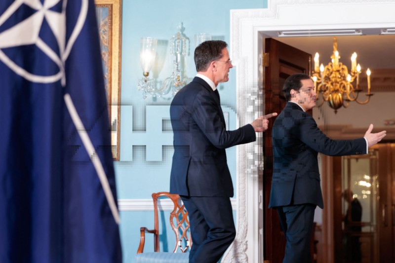 US-NATO-POLITICS-TRUMP-RUTTE