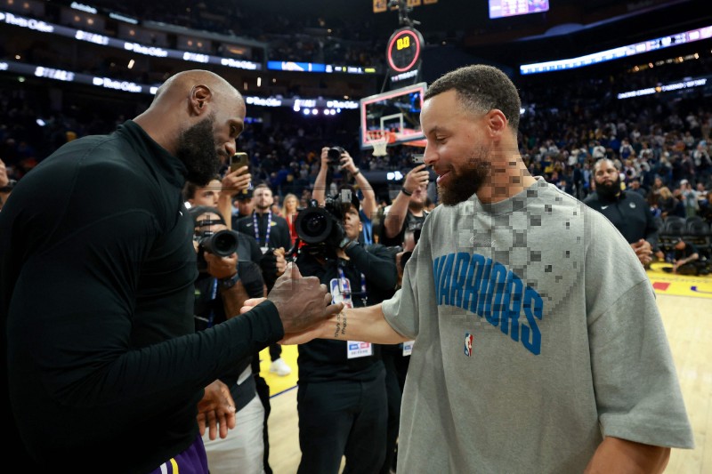 BKN-SPO-LOS-ANGELES-LAKERS-V-GOLDEN-STATE-WARRIORS