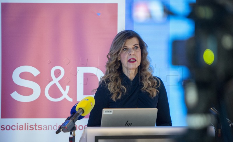 Konferencija za medije europarlamentarke Biljane Borzan o sigurnosti hrane