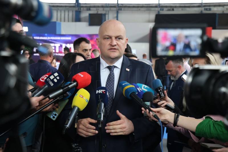 Šušnjar: Vrijeme za novi početak s Mađarskom i dogovor o energetskim pitanjima