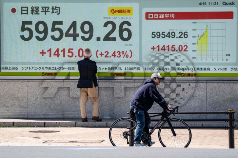 JAPAN-ECONOMY-STOCKS