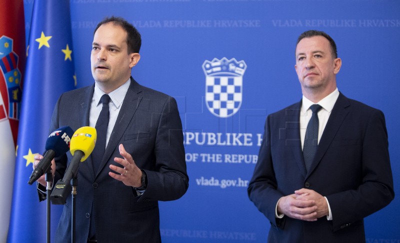 Izjave nakon sastanka parlamentarne većine