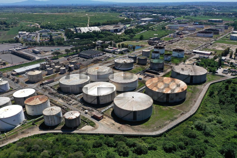ITALY-OIL-GAS-ENERGY-WAR-IRAN-US-ISRAEL