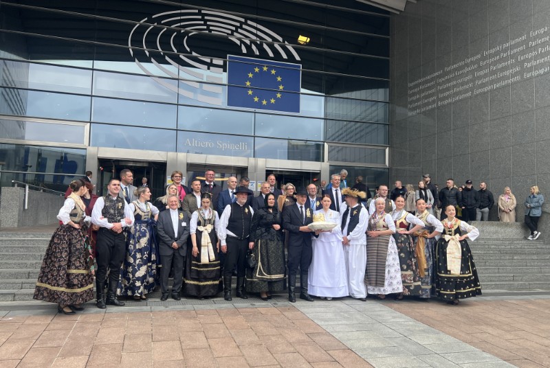 Predstavljena Dužijanca u Europskom parlamentu