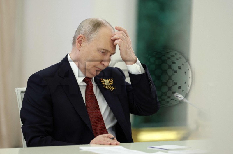 TOPSHOT-RUSSIA-LAOS-POLITICS-DIPLOMACY