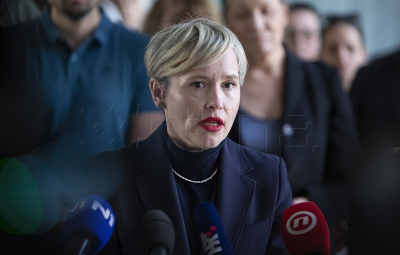 Konferencija za medije stranke Možemo