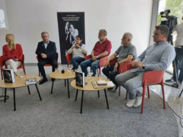 Predstavljena knjiga "Krunoslav Kićo Slabinac - Kad umjetnost dodirne dušu"