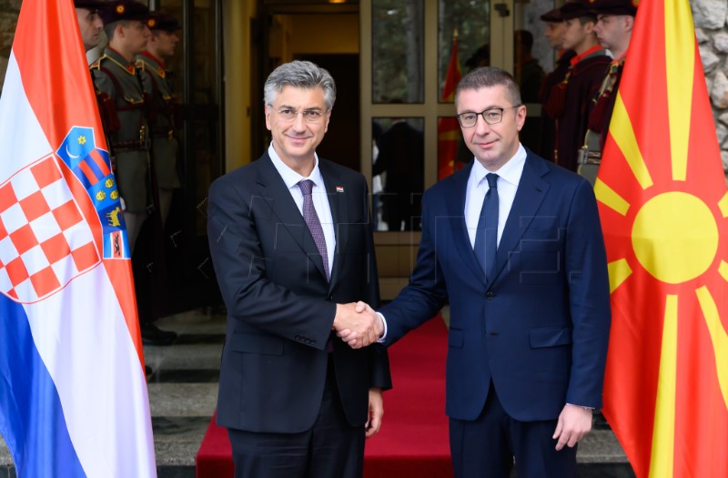 Premijer Plenković u Ohridu razgovarao s makedonskim kolegom