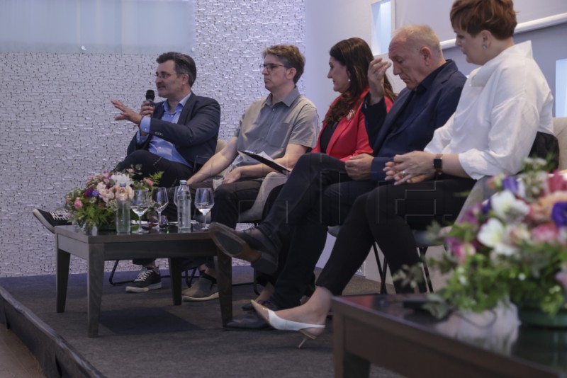Okrugli stol "Mediji Hrvata izvan Republike Hrvatske"