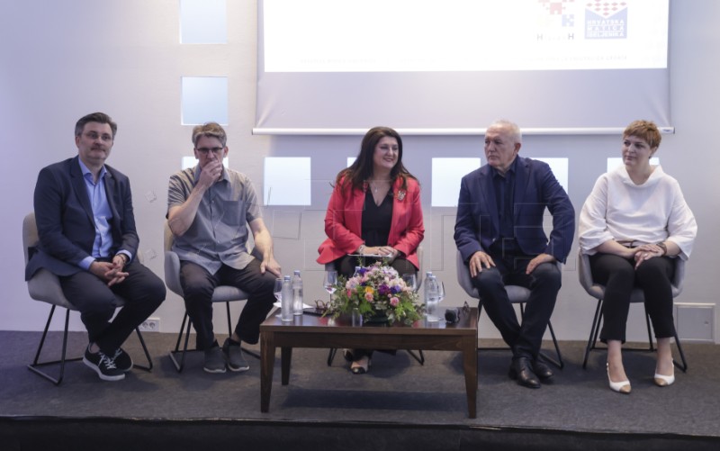 Okrugli stol "Mediji Hrvata izvan Republike Hrvatske"