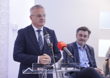 Okrugli stol "Mediji Hrvata izvan Republike Hrvatske"