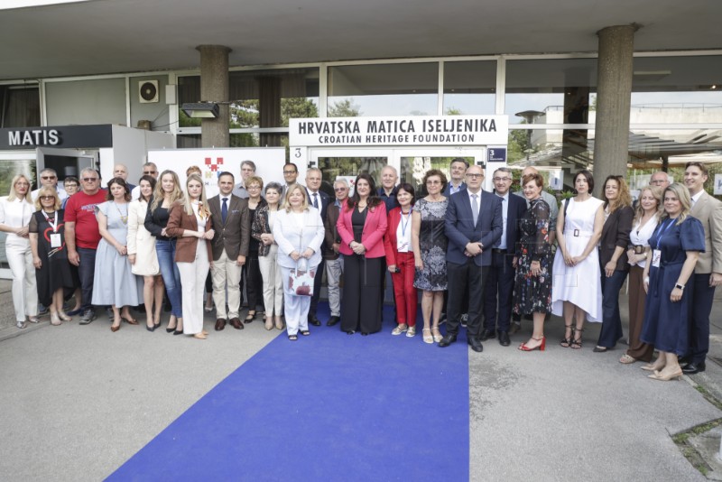 Okrugli stol "Mediji Hrvata izvan Republike Hrvatske"