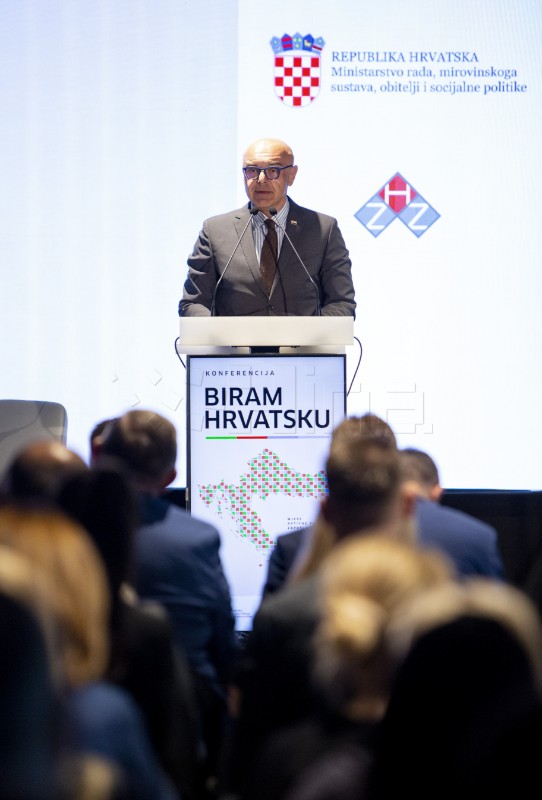 Ministar Ružić na konferenciji "Biram Hrvatsku"