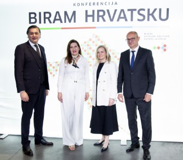 Ministar Ružić na konferenciji "Biram Hrvatsku"