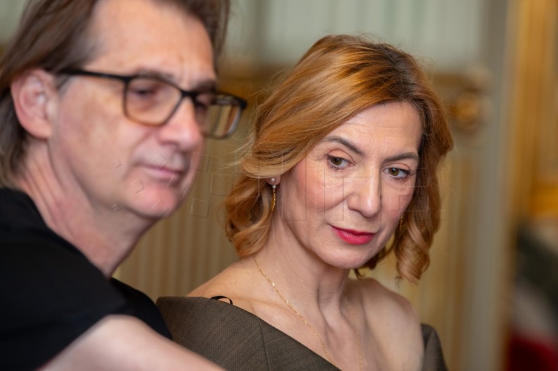 Kazališni doručak uoči premijere predstave "Idealan muž"