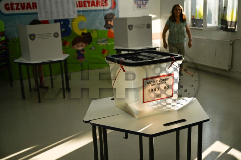 KOSOVO-ELECTION-VOTE