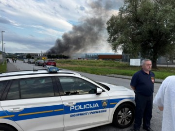 Izbio požar u proizvodnom pogonu tvrtke Prostoria
