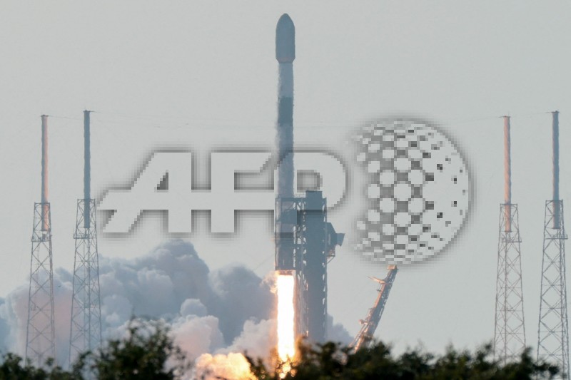 US-SPACEX-LAUNCHES-SATELLITES-ON-DAY-OF-ITS-IPO