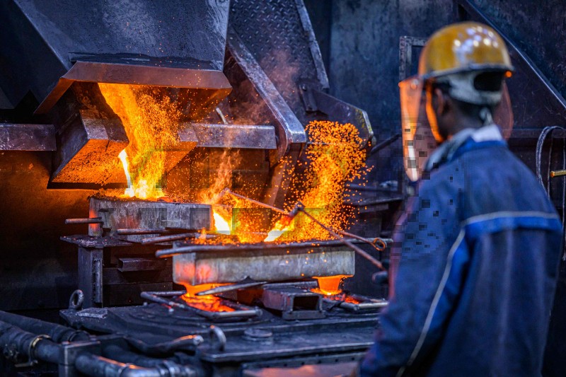 GERMANY-INDUSTRY-CLIMATE-ENERGY-ELECTRICITY