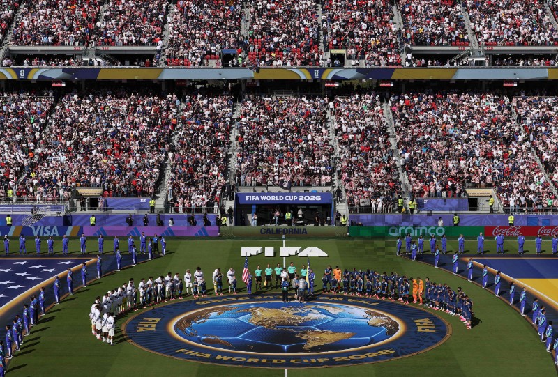FOI-SOC-SPO-WCS-USA-V-BOSNIA-AND-HERZEGOVINA:-ROUND-OF-32-FIFA