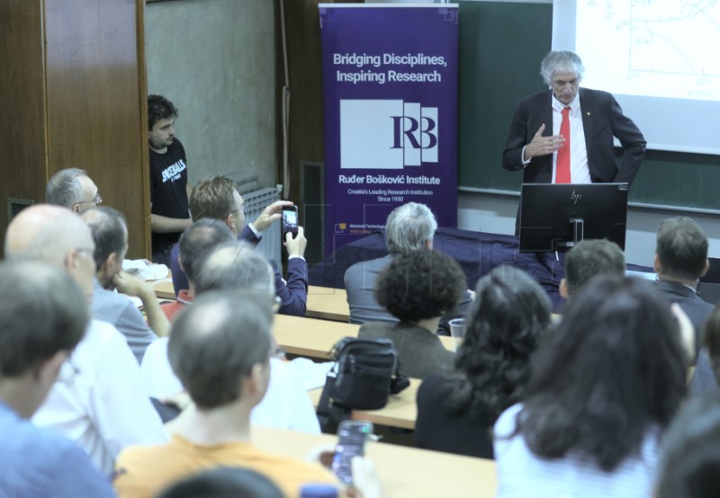 John Martinis održao predavanje na IRB-u