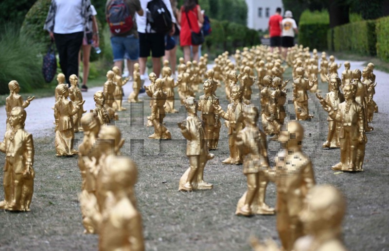 AUSTRIA-GERMANY-ART-MUSIC-PARK-MOZART