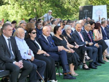 U Uštici obilježen Međunarodni dan sjećanja na romske žrtve genocida