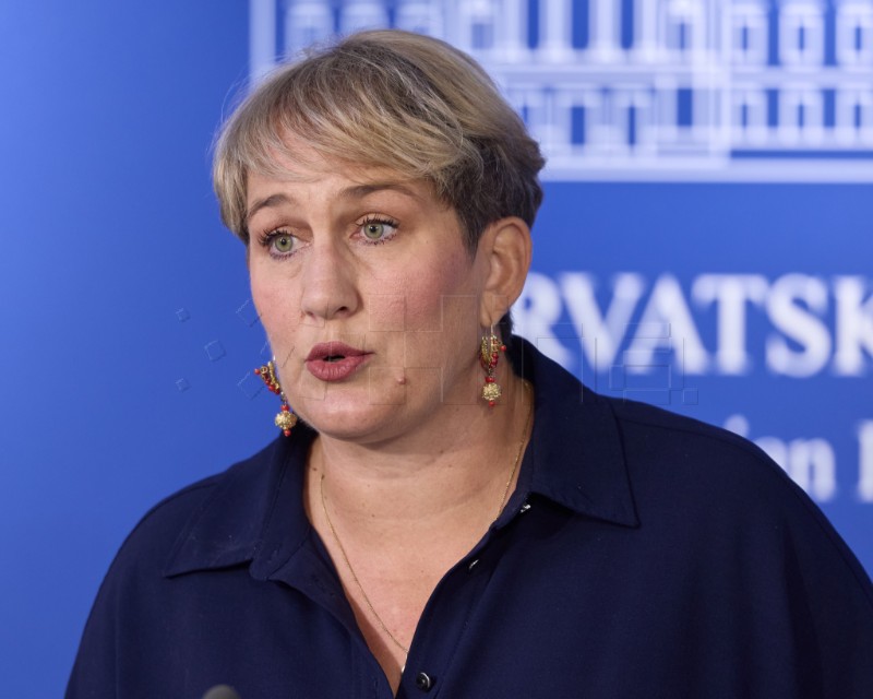 Ivana Marković o hitnoj medicinskoj skrbi na otocima