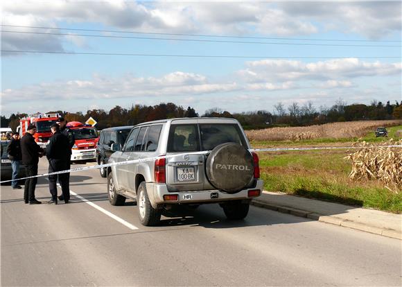 Karlovac - "opasni" automobil u kukuruzištu - unutra mrtav nestali mladić                                                                                                                                                                       