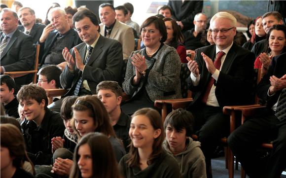 Josipović: kultura važna u očuvanju nacionalnog identiteta                                                                                                                                                                                      