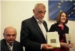 Predstavljena knjiga "Doba ekonomske diplomacije" J. Plevnik i S. Mesića                                                                                                                                                                        