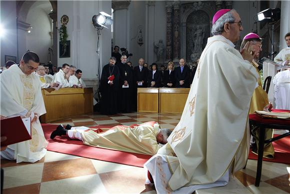 Zaređen novi dubrovački biskup msgr. Mate Uzinić                                                                                                                                                                                                