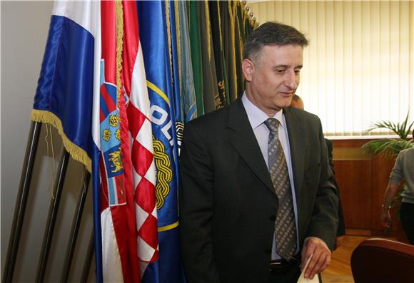 Karamarko: POA nije izravno surađivala s Haagom (kraća)                                                                                                                                                                                         