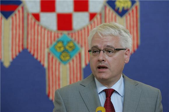 Josipović: HDZ me želi uvući u stranačku borbu                                                                                                                                                                                                  