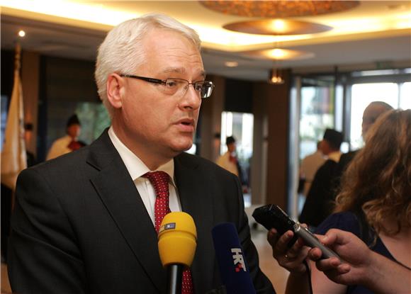 Josipović: ustavna je obveza suradnja vlade i predsjednika                                                                                                                                                                                      