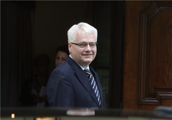 Josipović: Hrvatskoj važno da procesi na Kosovu idu mirnim putem                                                                                                                                                                                