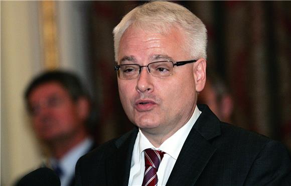 Josipović uručio postumno odlikovanje Lechu Kaczynskom                                                                                                                                                                                          