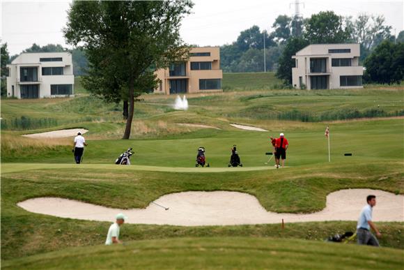 Vlada predlaže ukidanje Zakona o golfu                                                                                                                                                                                                          