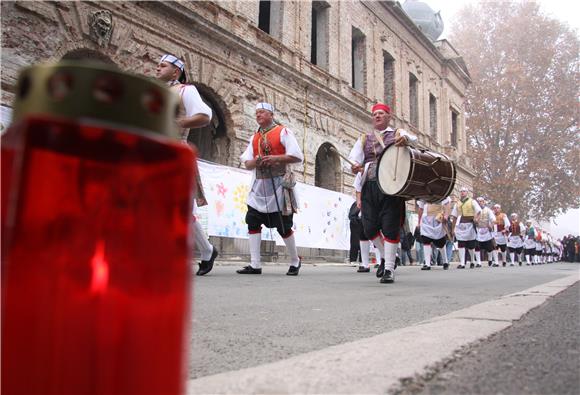 Državni vrh u Koloni sjećanja                                                                                                                                                                                                                   