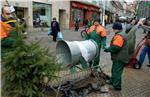 Zagreb: humanitarna prodaja božićnih drvaca                                                                                                                                                                                                     