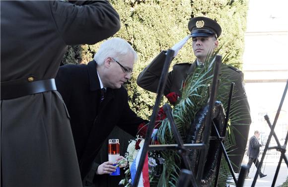 Josipović: najvažnije uravnoteženje proračuna i jačanje gospodarstva                                                                                                                                                                            