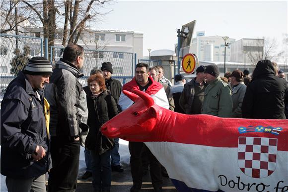 Proizvođači mlijeka traže otkupne cijene po uzoru na zemlje EU                                                                                                                                                                                  