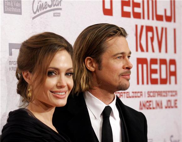 Fondacija Jolie-Pitt donirala sredstva Forumu za slobodu odgoja                                                                                                                                                                                 