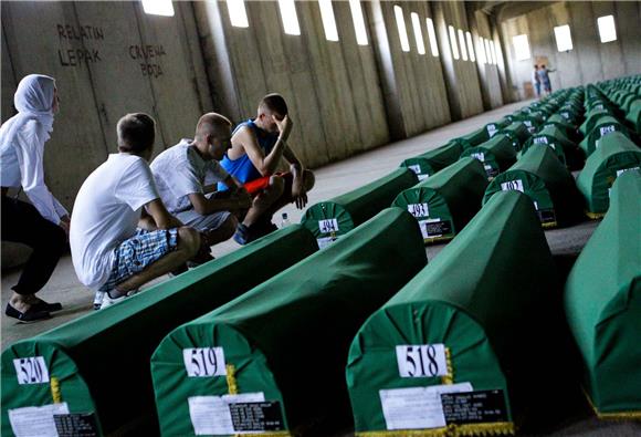 U Srebrenici pokopano još 520 žrtava genocida                                                                                                                                                                                                   