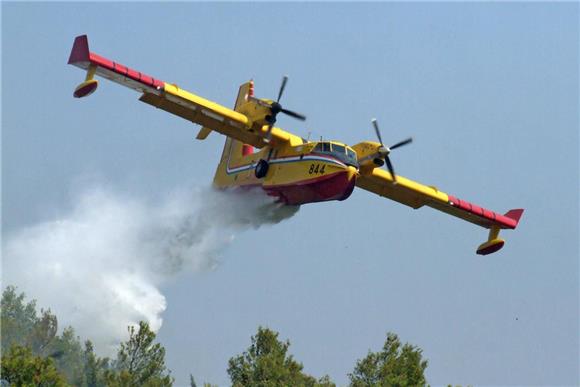 DUSZ: I dalje gori kod Skradina                                                                                                                                                                                                                 