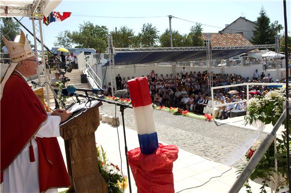 Mons. Živković: prebrzo smo zaboravili krv kojom je plaćena sloboda                                                                                                                                                                             