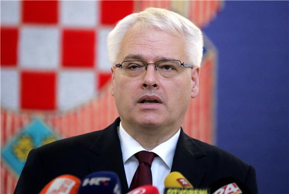 Josipović: curenju informacija stat će se na kraj                                                                                                                                                                                               