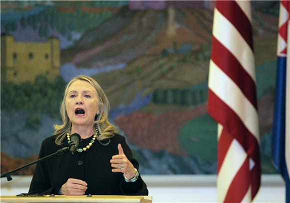 Clinton prvi put u Hrvatskoj: Dosta pohvala, nešto kritika                                                                                                                                                                                      