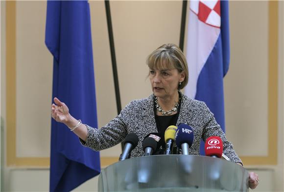 Pusić: Hrvatska će sve obveze prema EU riješiti do kraja siječnja 2013.                                                                                                                                                                         